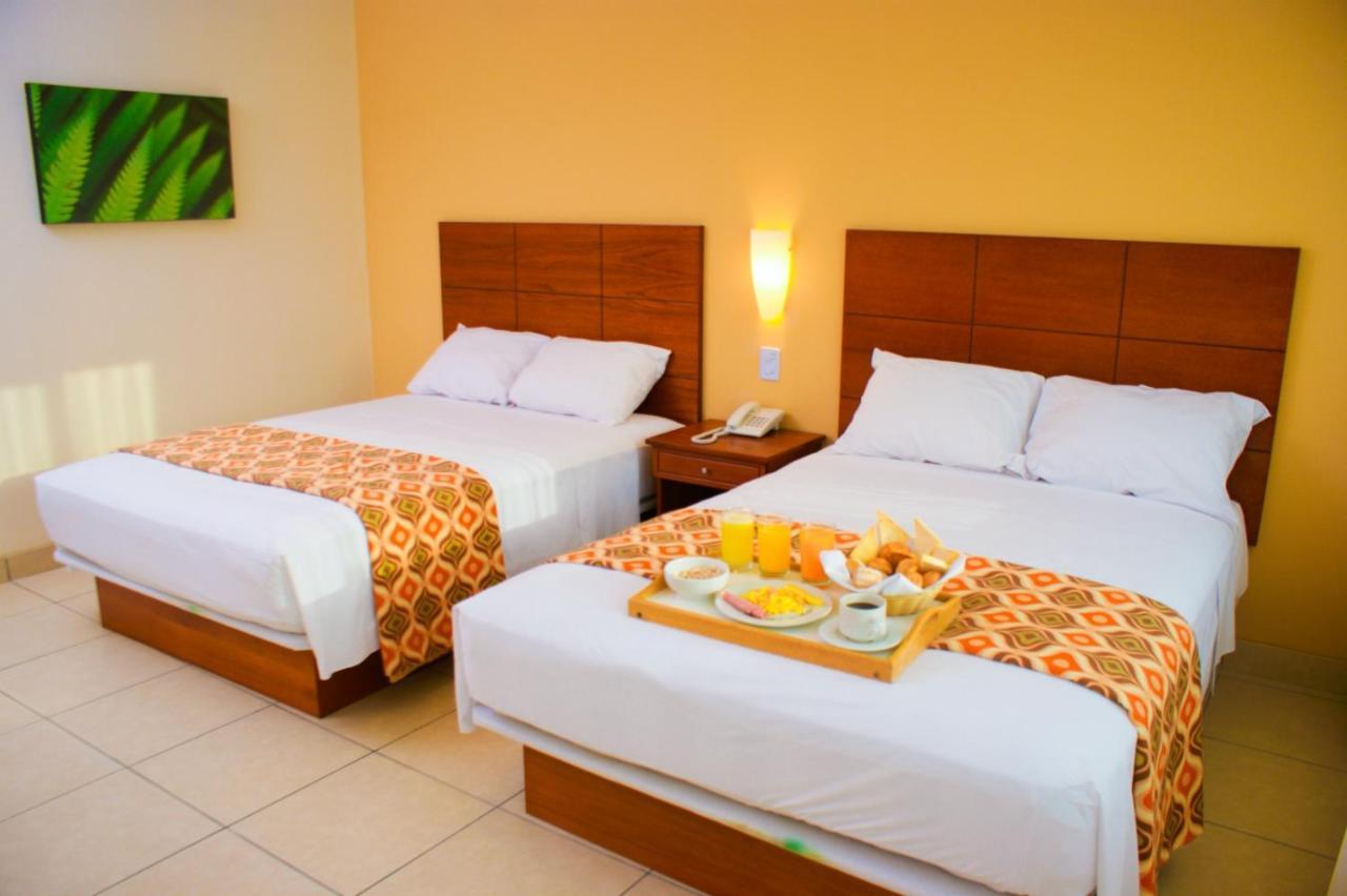 Wyndham Costa Del Sol Pucallpa Exterior photo