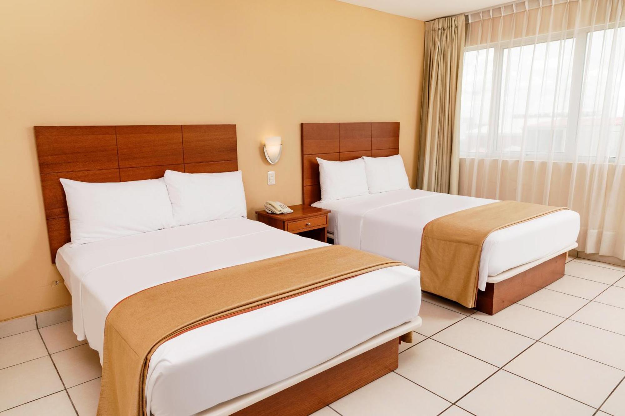 Wyndham Costa Del Sol Pucallpa Exterior photo
