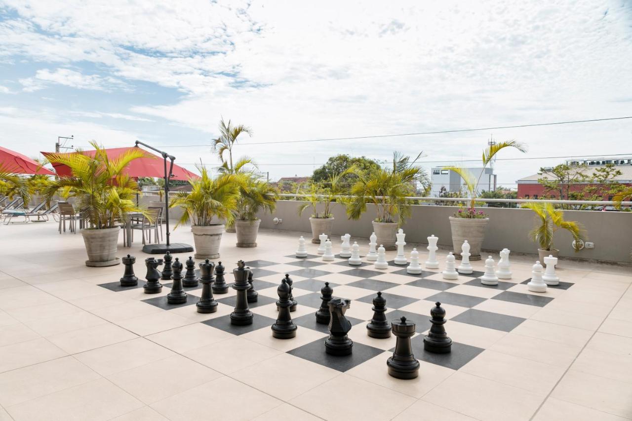 Wyndham Costa Del Sol Pucallpa Exterior photo Rooftop