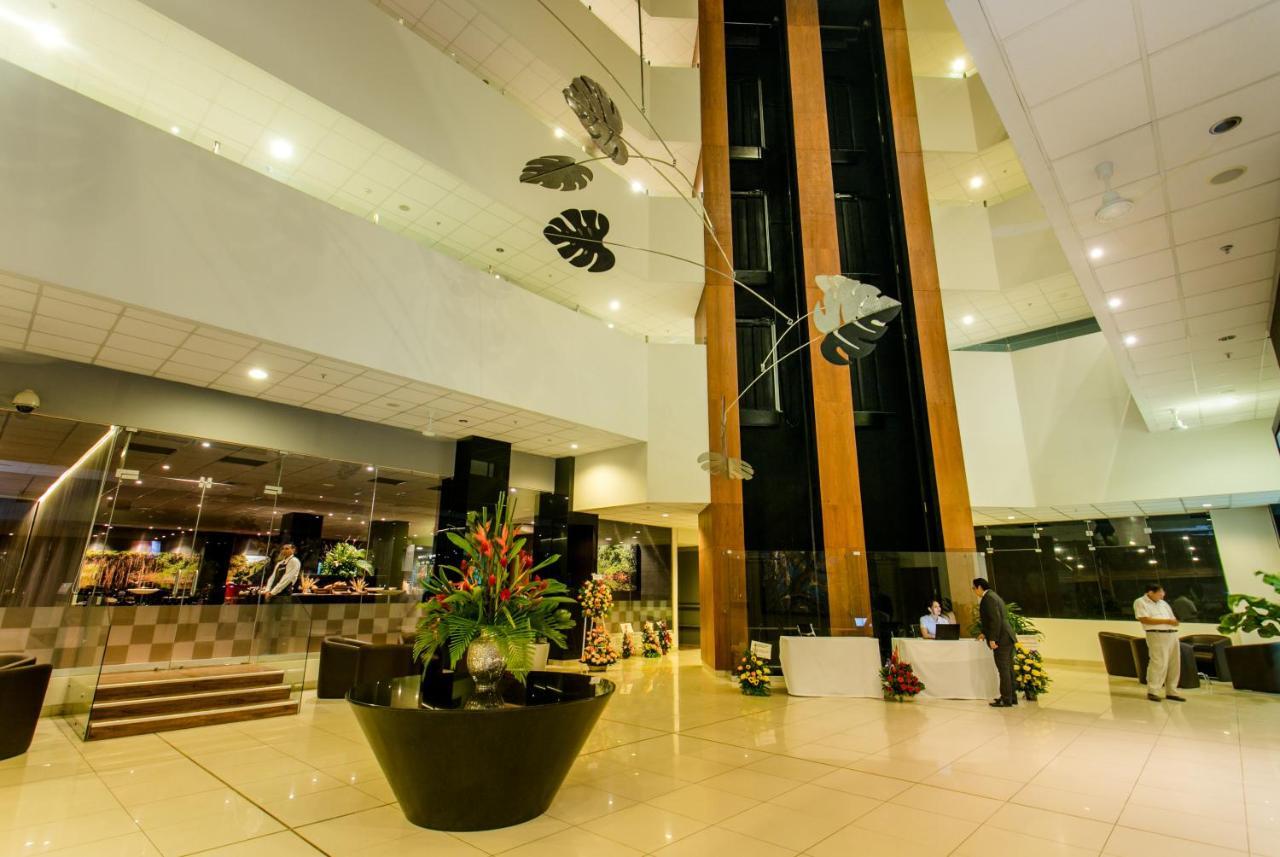 Wyndham Costa Del Sol Pucallpa Exterior photo Lobby